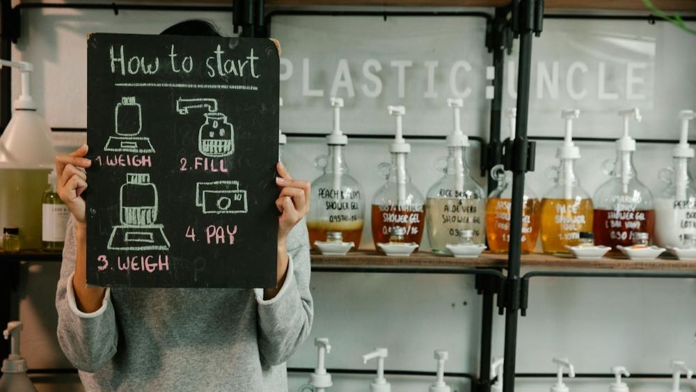 Customer Communication and Sustainable Advocacy