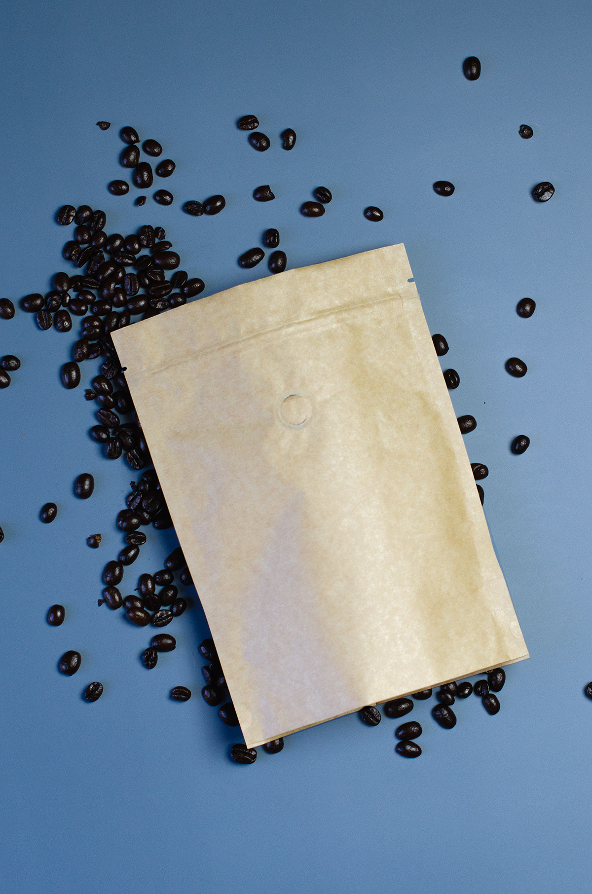  No compromise. Every component, including the zipper and valve, certified compostable